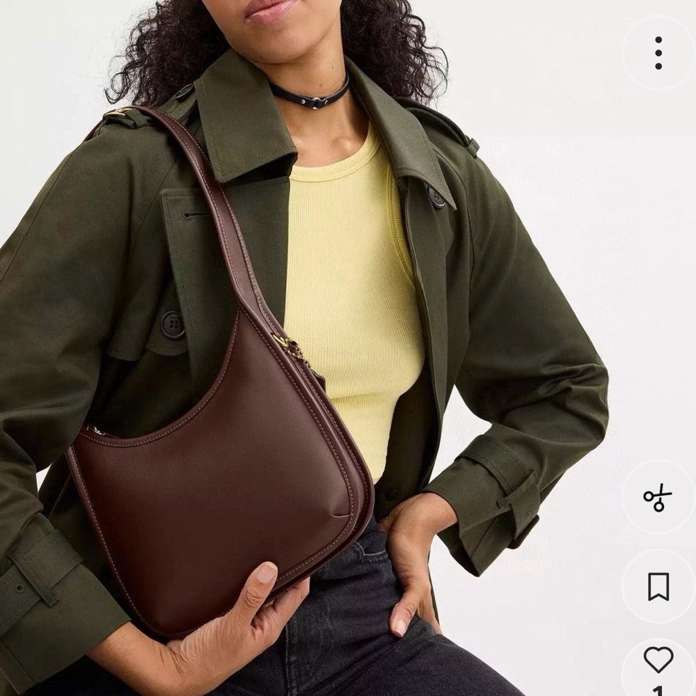 🤎Coach NWT Maple Brown Leather Curve Zip Shoulder Bag with Brass Hardware - Picture 3 of 10